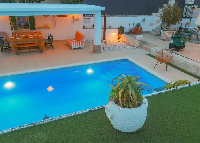 Willa Marela With Heated Swimming Pool *