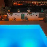 Marela With Heated Swimming Pool * Трогир